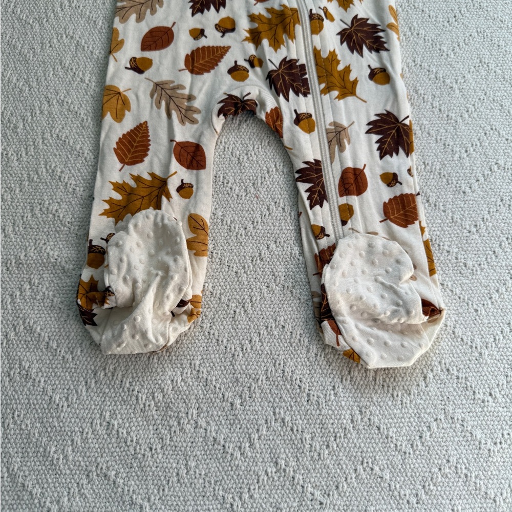 Fall Onesie - Picture 6 of 6